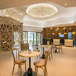 Otel Novotel Arenas Aeroport, Nice