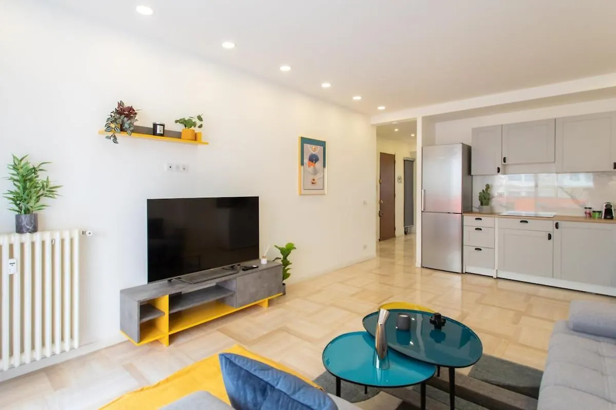 L38 Hobeika Suite Fleur 7Min Walk To Beach,Free Park,Balc&Ac Nice France