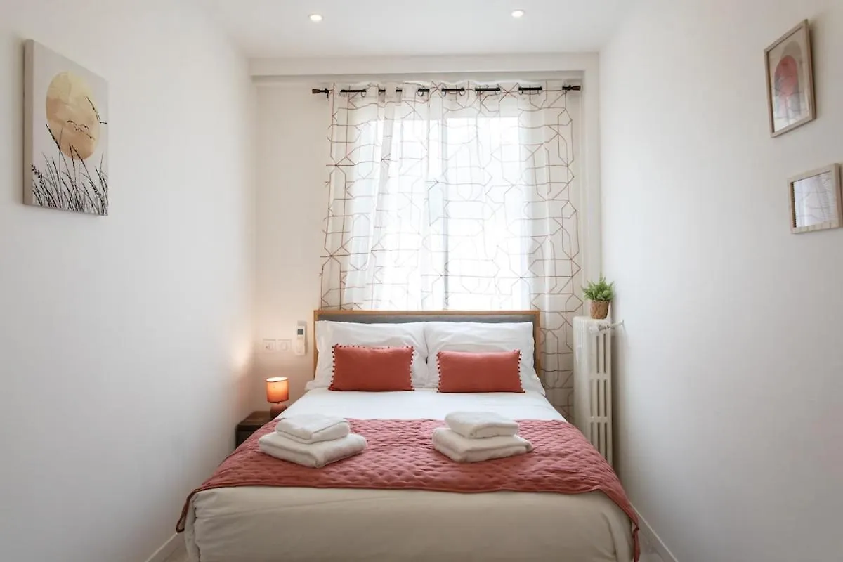 Apartment L38 Hobeika Suite Fleur 7Min Walk To Beach,Free Park,Balc&Ac Nice