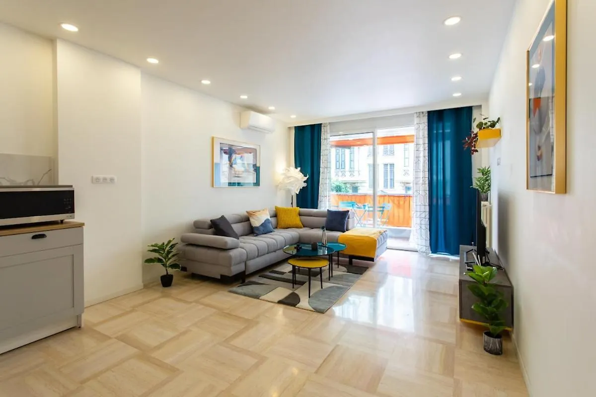 L38 Hobeika Suite Fleur 7Min Walk To Beach,Free Park,Balc&Ac Nice